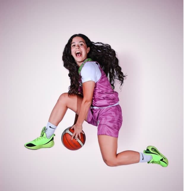 Sub-15 feminino fica entre as 14 melhores do Brasil no CBI
